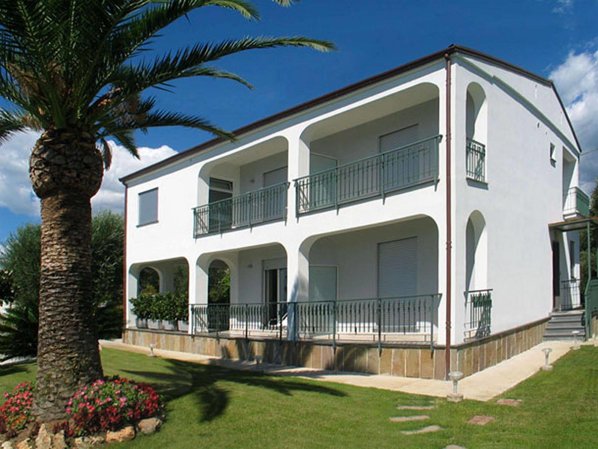 Villa Comics Villammare Zewnętrze zdjęcie